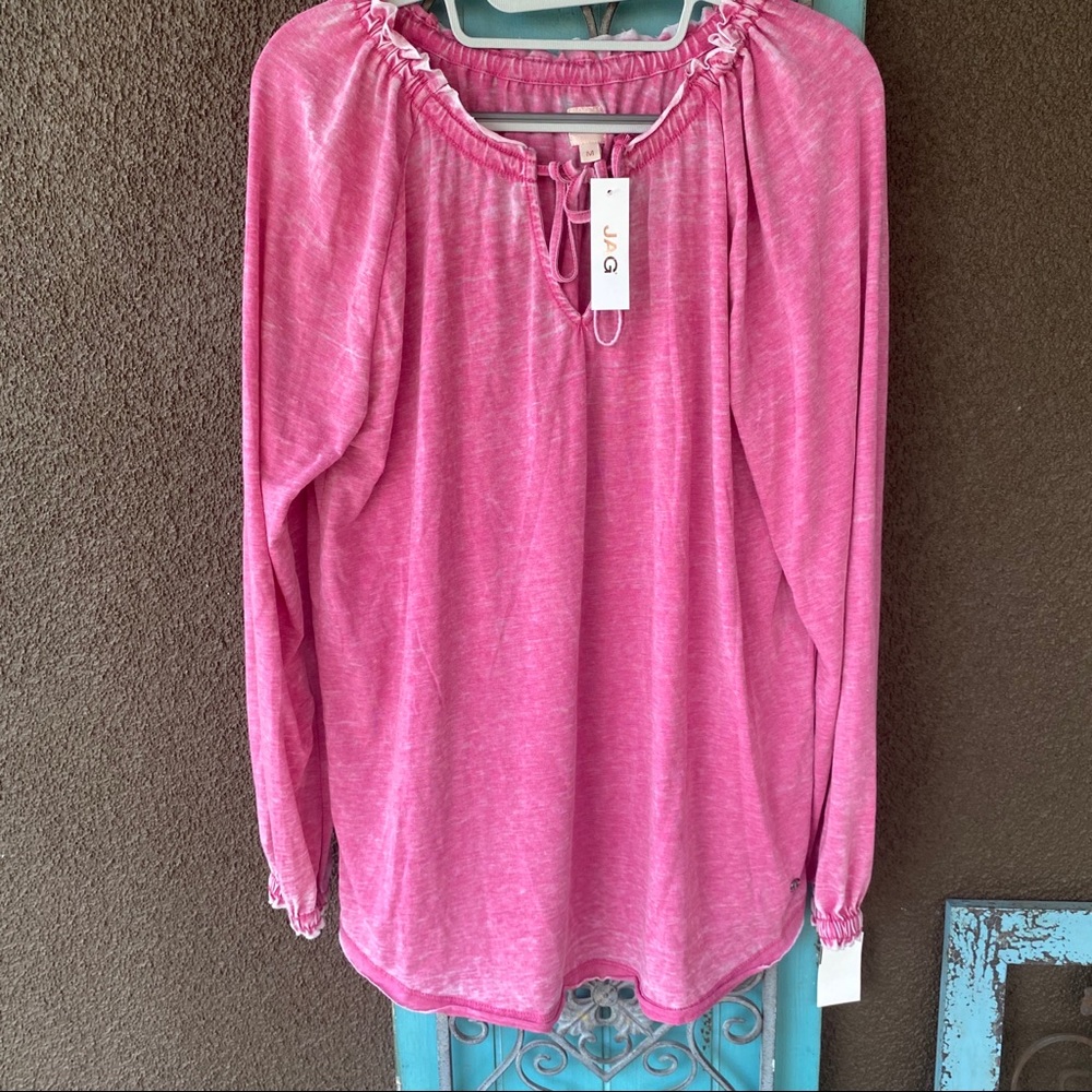 NWT JAG peasant top pink geranium